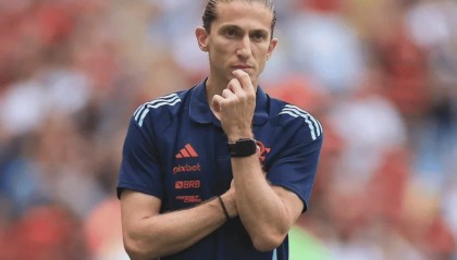 足球直播吧-率队11-0晋级仅3个小时后，40岁少帅遭巴西豪门解雇：上赛季夺4冠