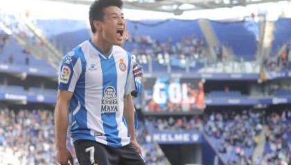 足球无插件直播-武磊时隔666天西甲再进球 疯狂宣泄！狂奔怒吼挥拳