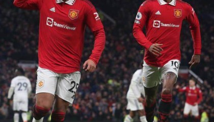 鲸猜足球-【英超】拉师傅+桑乔破门！曼联连追两球2比2利兹联