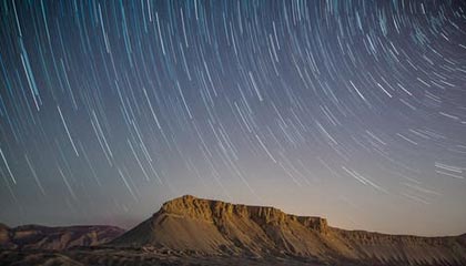 足球直播吧-两次被刷下 莱万成了射门机器还当选世界足球先生